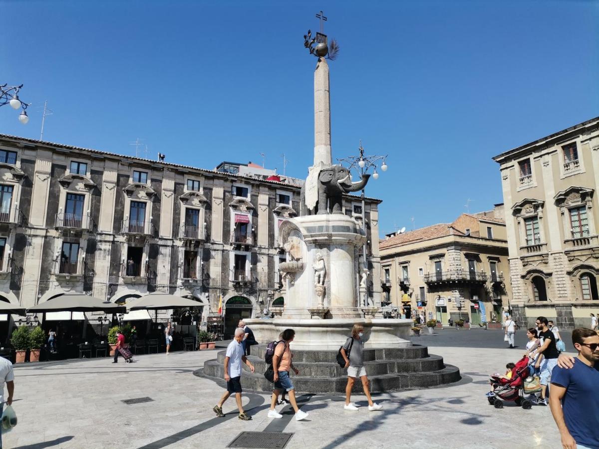 Duomo Home Катания Экстерьер фото